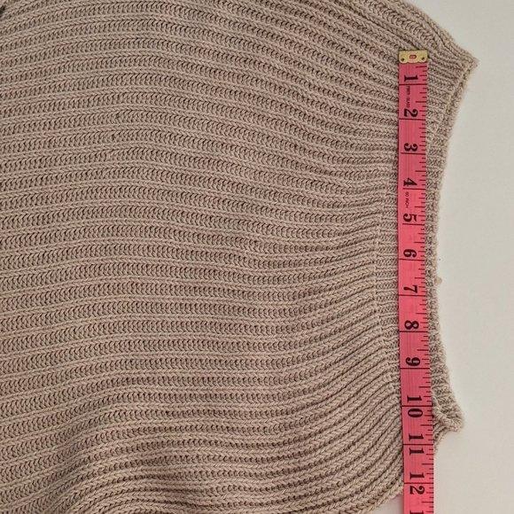 Koby Knit Cream Relaxed Sweater. Medium size. - Picture 12 of 14